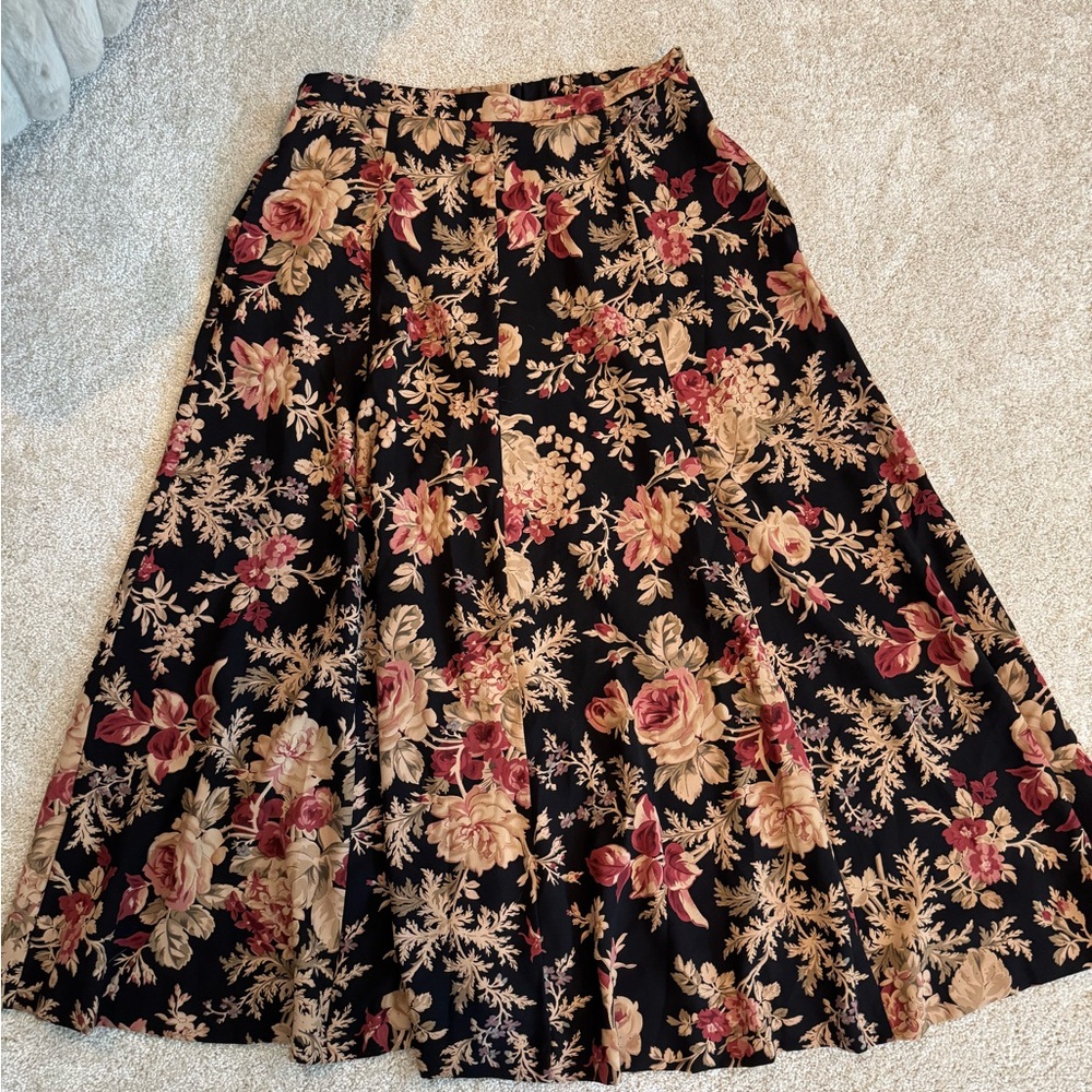 Koret Black and Brown Floral Skirt